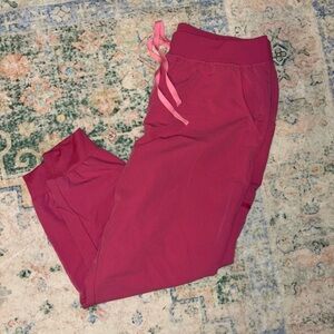 Figs womens pink joggers: petite